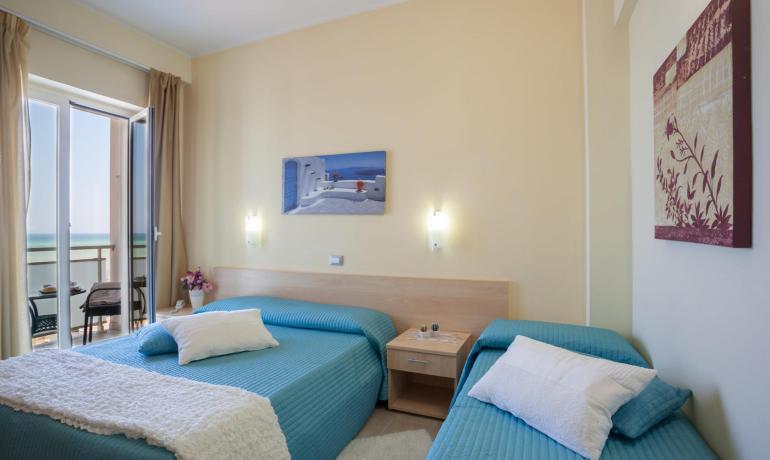 hotelcaggiari fr offre-vacances-juin-a-senigallia-hotel-all-inclusive 008